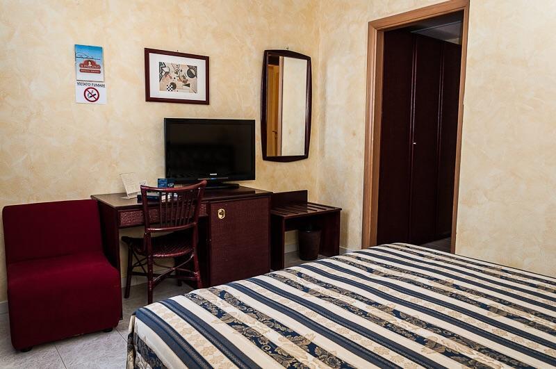 Hotel Blue Rose'S Mesagne Eksteriør billede